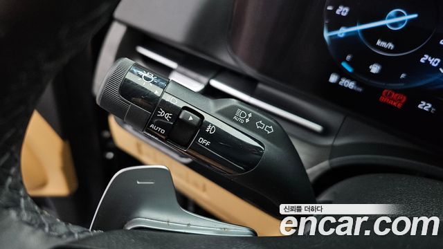 Kia Canival 2023 — photo 29