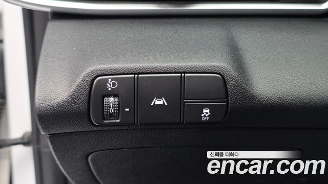 Hyundai AVANTE 2023 — photo 25