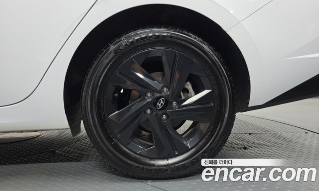 Hyundai AVANTE 2023 — photo 7