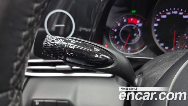 Hyundai AVANTE 2023 — photo 28