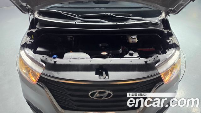 Hyundai Starex 2020 — photo 6