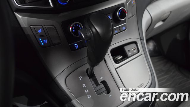Hyundai Starex 2020 — photo 12