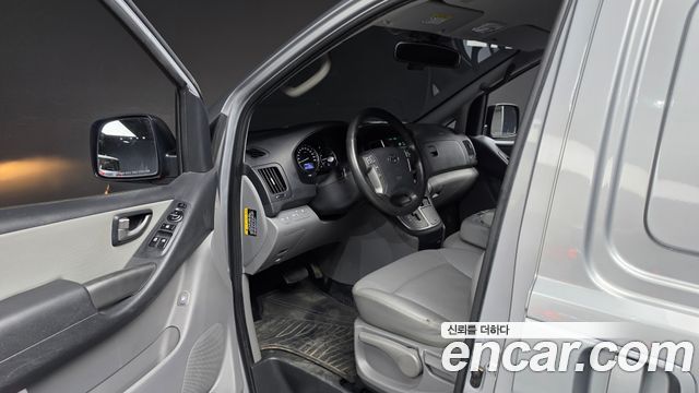 Hyundai Starex 2020 — photo 13