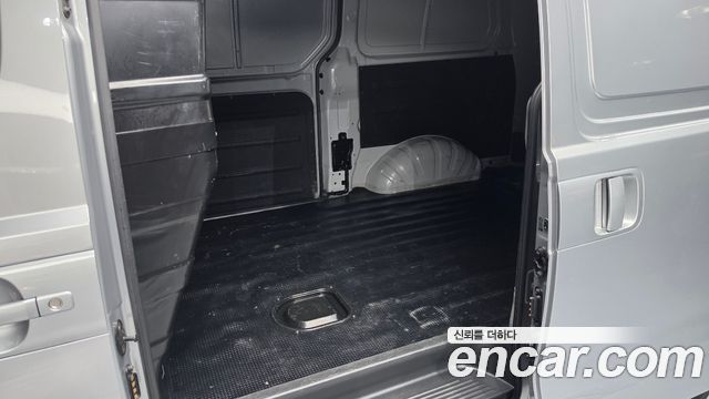 Hyundai Starex 2020 — photo 17