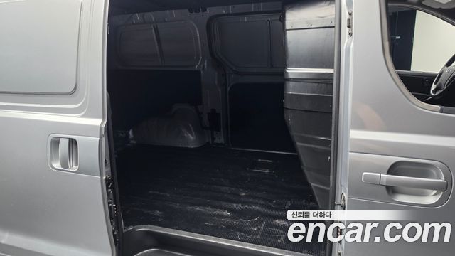 Hyundai Starex 2020 — photo 18
