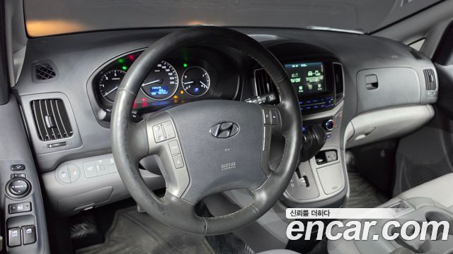 Hyundai Starex 2020 — photo 19