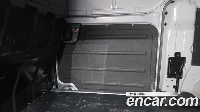 Hyundai Starex 2020 — photo 15