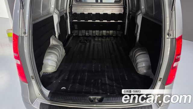 Hyundai Starex 2020 — photo 29