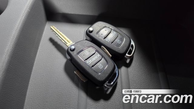 Hyundai Starex 2020 — photo 30