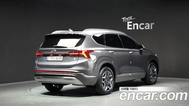 Hyundai Santafe 2022 — photo 2