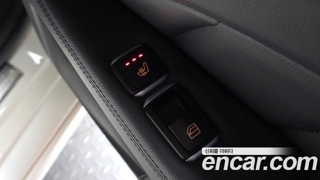 Mercedes-Benz CLS-Class 2017 — photo 24