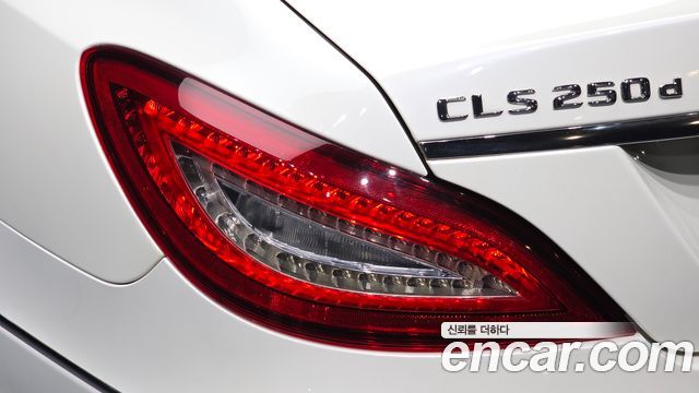 Mercedes-Benz CLS-Class 2017 — photo 9