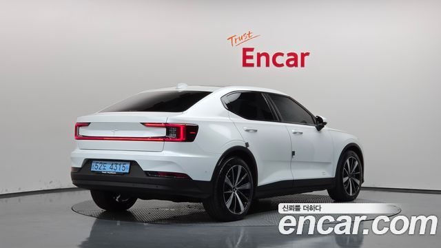 Polestar Polestar 2 2022 — photo 2