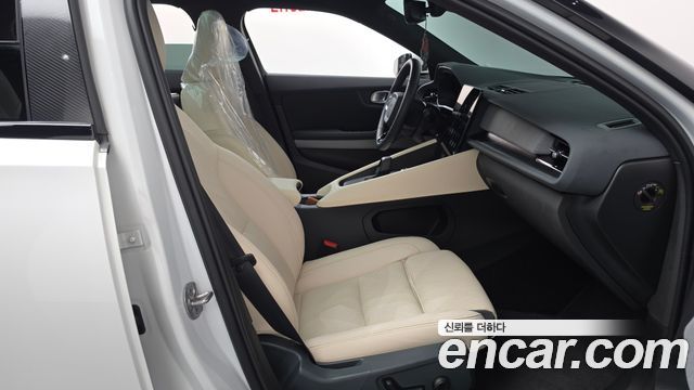 Polestar Polestar 2 2022 — photo 16