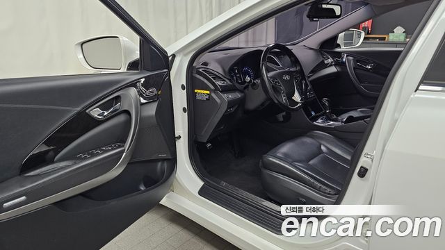 Hyundai Grandeur 2015 — photo 13