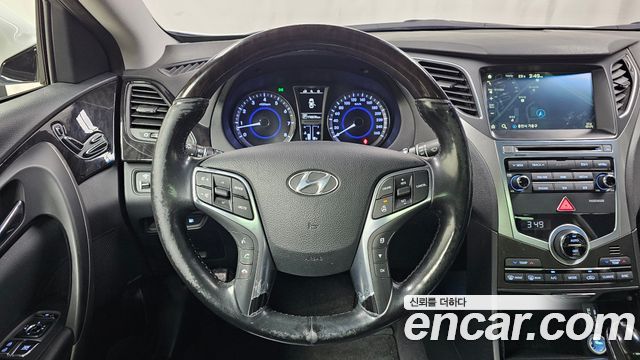 Hyundai Grandeur 2015 — photo 20