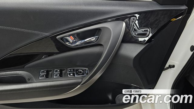 Hyundai Grandeur 2015 — photo 25