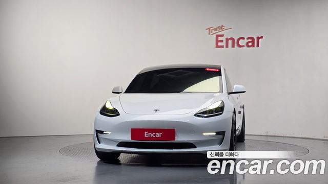 Tesla Model 3 2022 — photo 3