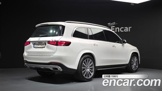 Mercedes-Benz GLS-Class 2022 — photo 2