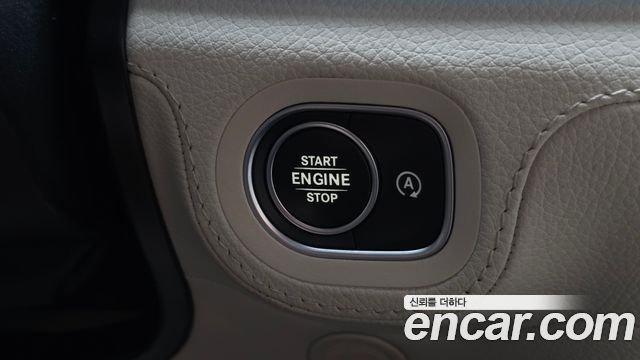Mercedes-Benz GLS-Class 2022 — photo 24
