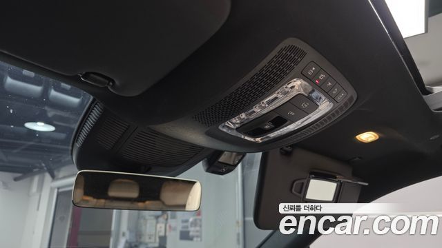Mercedes-Benz GLS-Class 2022 — photo 31