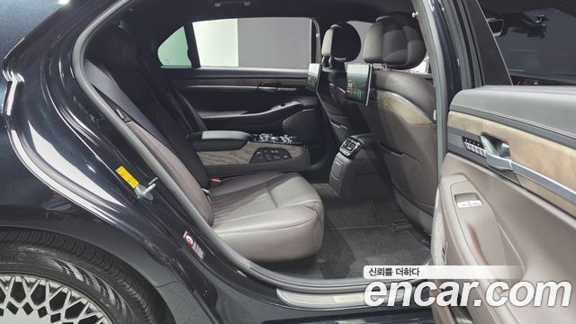 Genesis G90 2020 — photo 18