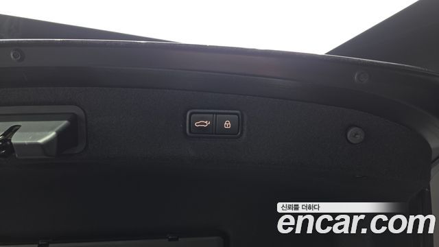 Genesis G90 2020 — photo 24