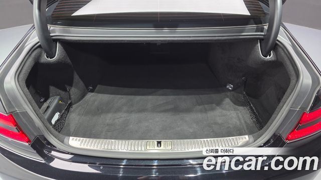 Genesis G90 2020 — photo 25