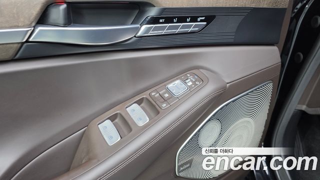Genesis G90 2020 — photo 38