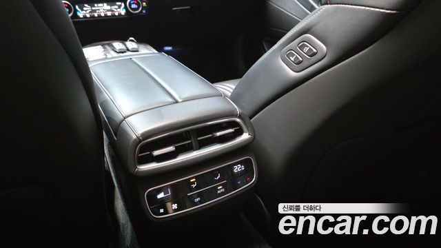 Genesis G80 2021 — photo 27