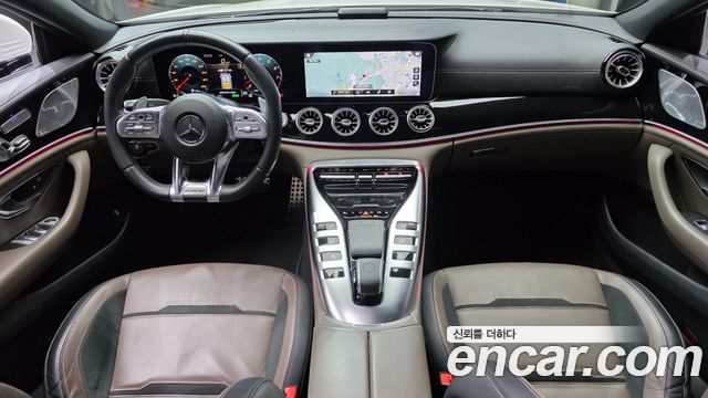 Mercedes-Benz AMG GT 2021 — photo 10