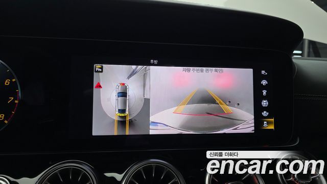 Mercedes-Benz AMG GT 2021 — photo 21