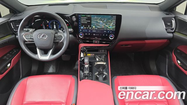 Lexus NX 2025 — photo 10