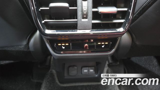Lexus NX 2025 — photo 32