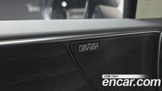Lexus NX 2025 — photo 35