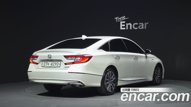 Honda Accord 2018 — photo 2