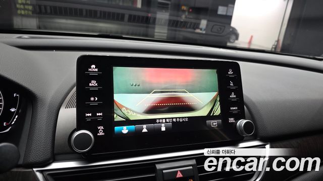 Honda Accord 2018 — photo 22