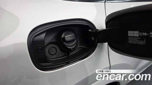 Porsche Cayenne 2021 — photo 34