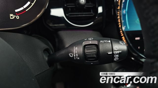 Mini Cooper 2022 — photo 26