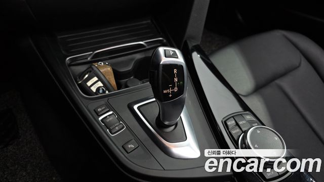 BMW 3-Series 2016 — photo 9