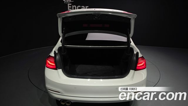 BMW 3-Series 2016 — photo 20