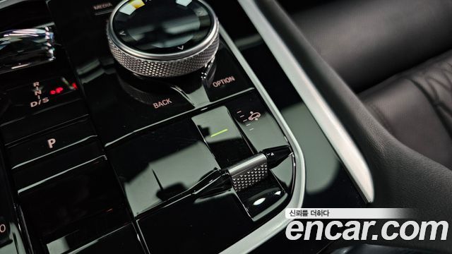BMW X6 2025 — photo 31