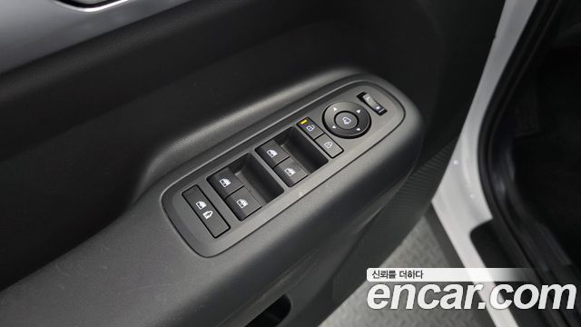 Hyundai Santafe 2024 — photo 27