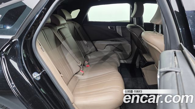 Kia K8 2023 — photo 12