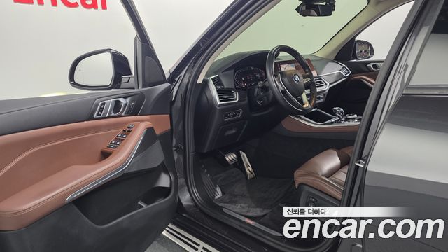 BMW X5 2022 — photo 13