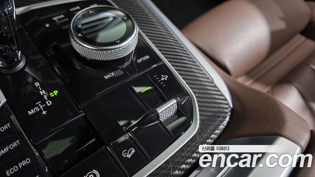BMW X5 2022 — photo 22
