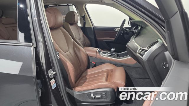 BMW X5 2022 — photo 16