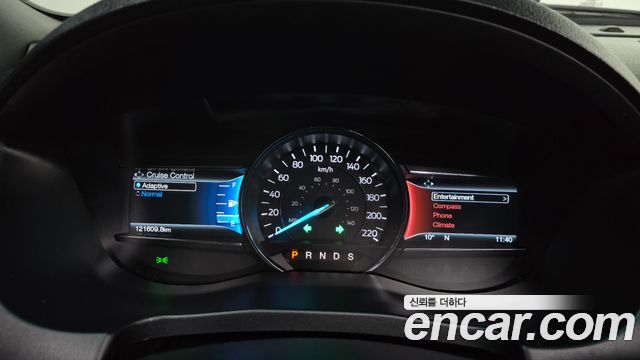 Ford Explorer 2017 — photo 11