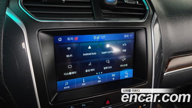 Ford Explorer 2017 — photo 23