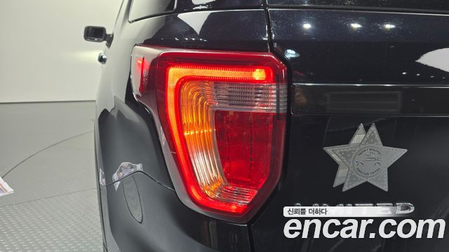 Ford Explorer 2017 — photo 9